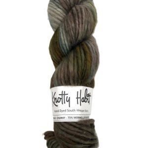 Family Farm - Single Chunky - 75% Merino, 25% Nylon