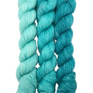 Teal Blizz Knotty Knibbles Gradient Set - 90% Single Merino Fingering, 10% Linen